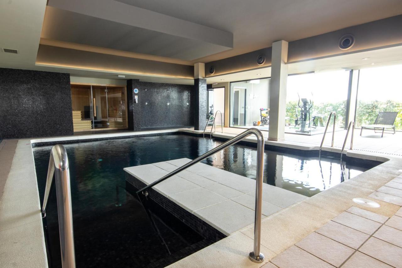 Luxury 2 Bedrooms Apt With Seaview Blue Suite 4104 Manilva Exterior photo